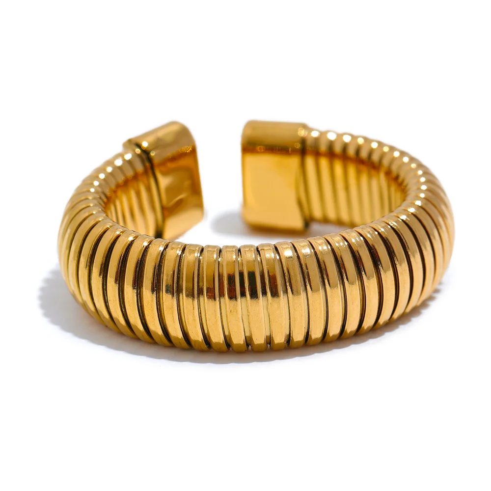 Lush Ring