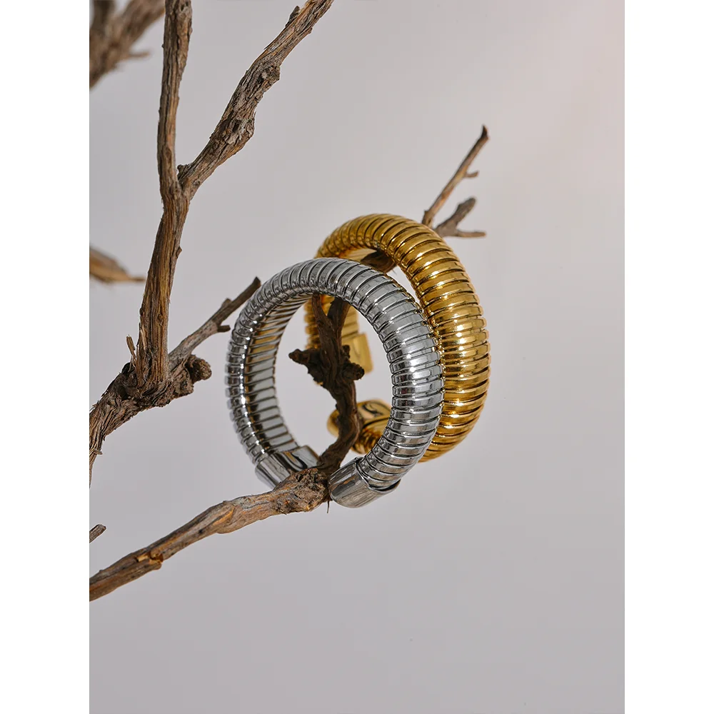 Lush Ring