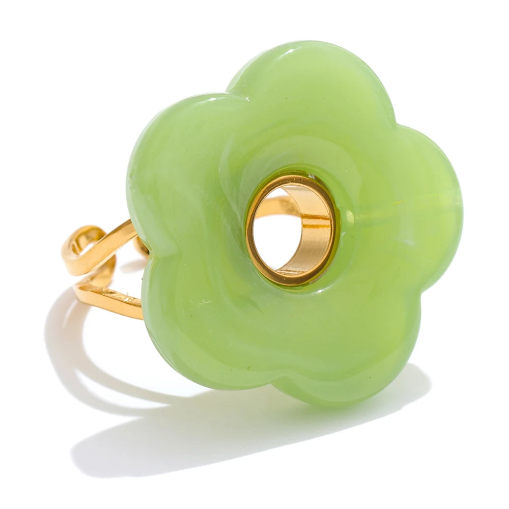 Flowy Ring