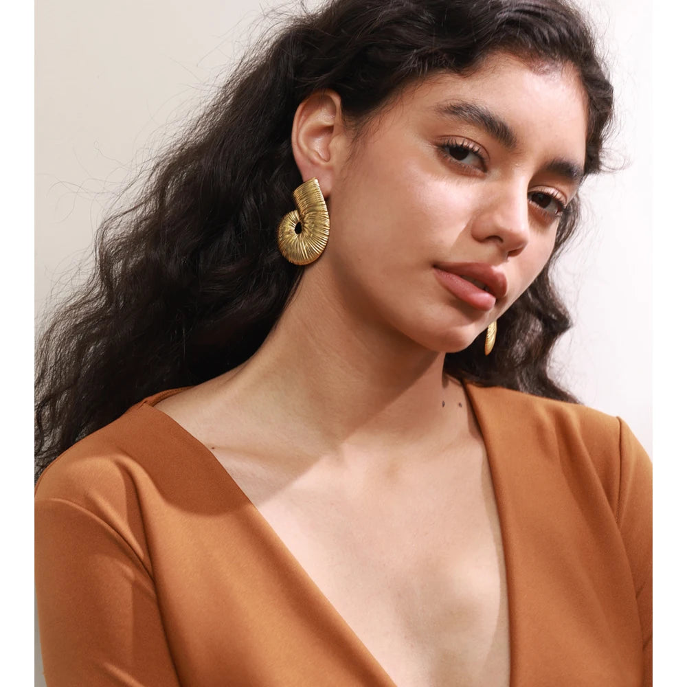 Solareve Earrings